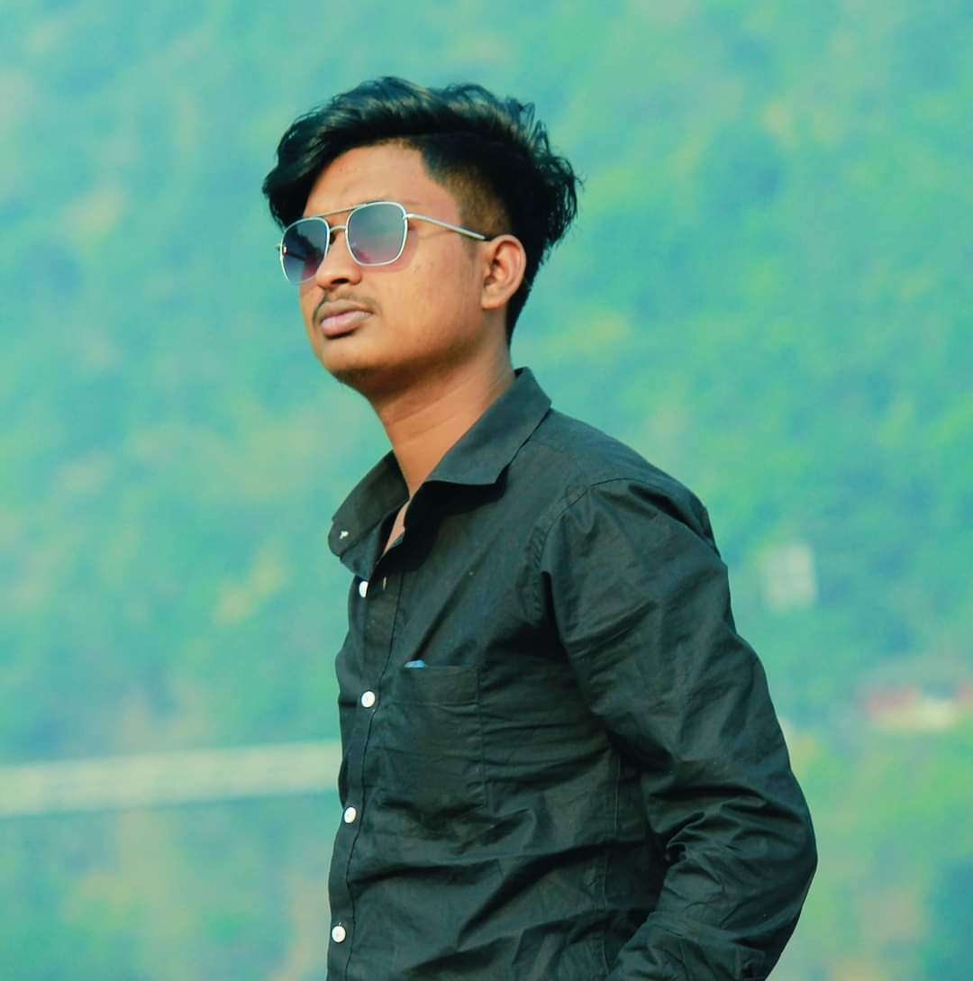 Ahmed R.